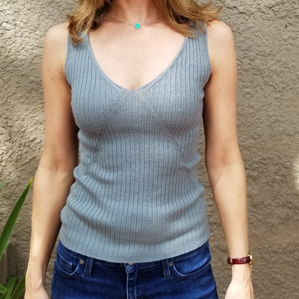 Sophisticated short sleeve top